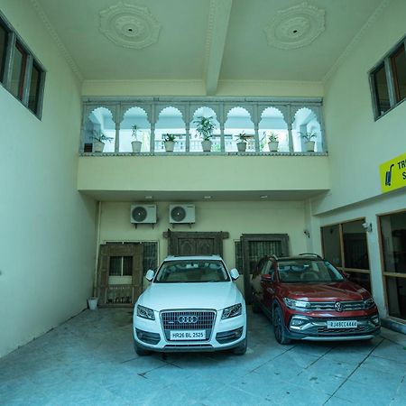 Tripli Hotels Shiv Villas Udaipur Eksteriør billede
