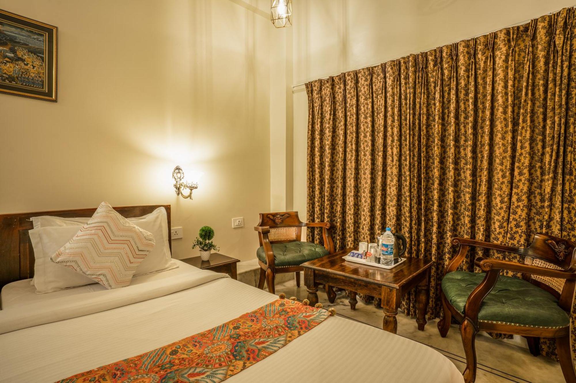Tripli Hotels Shiv Villas Udaipur Eksteriør billede