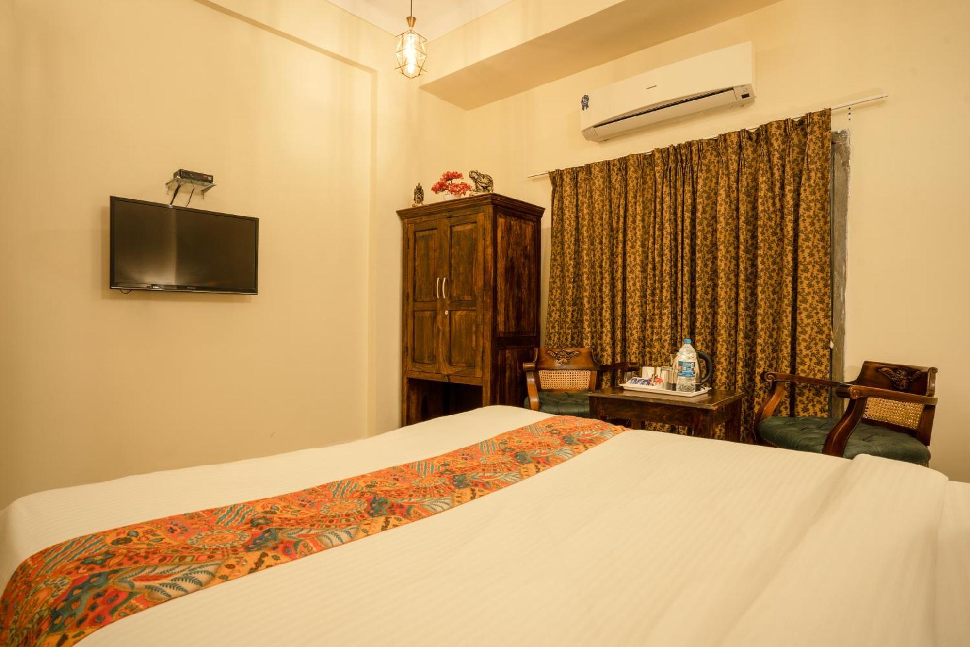 Tripli Hotels Shiv Villas Udaipur Eksteriør billede