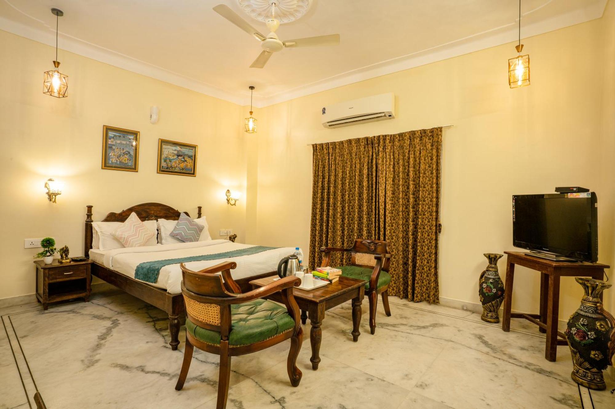Tripli Hotels Shiv Villas Udaipur Eksteriør billede