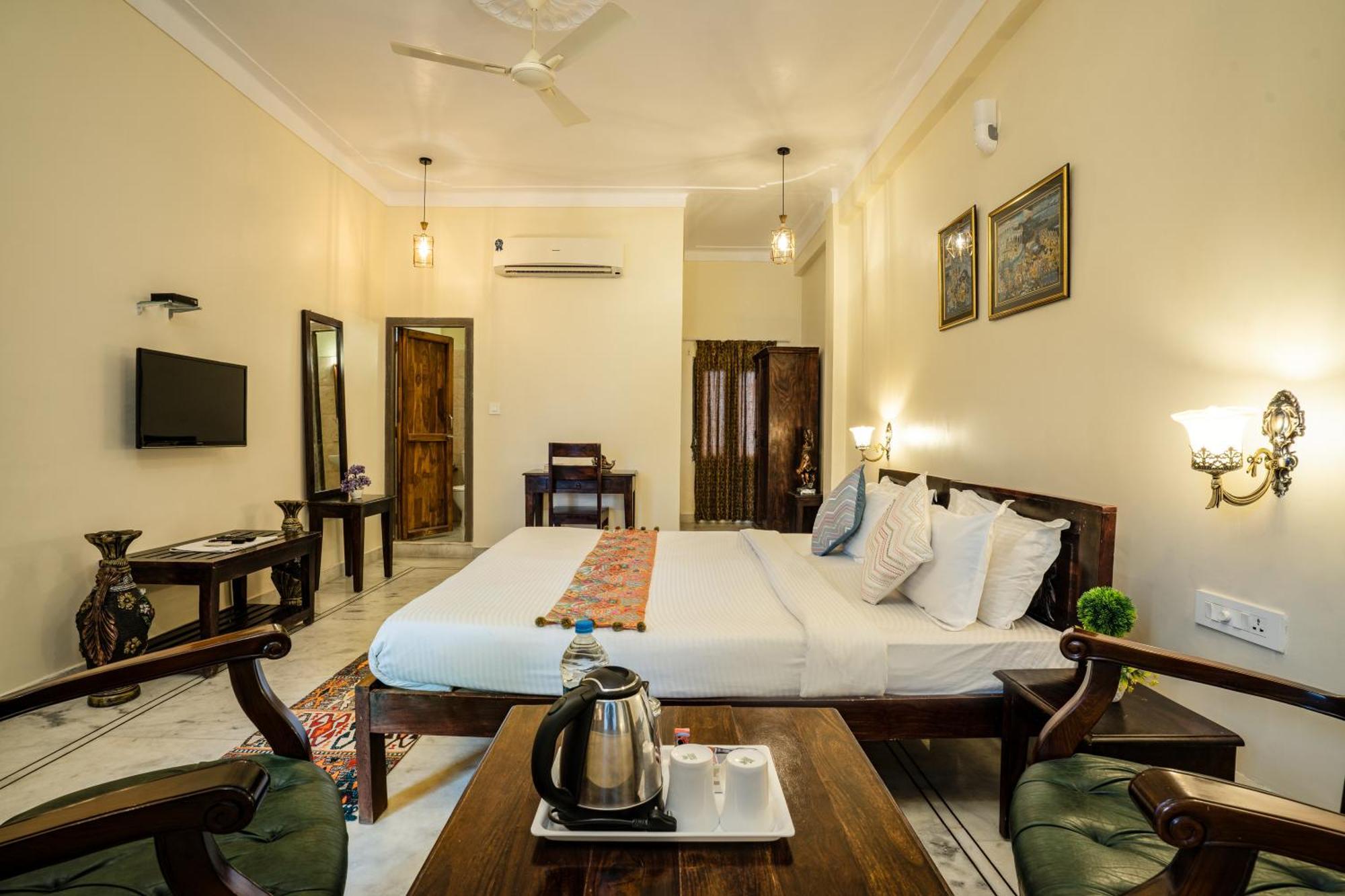 Tripli Hotels Shiv Villas Udaipur Eksteriør billede