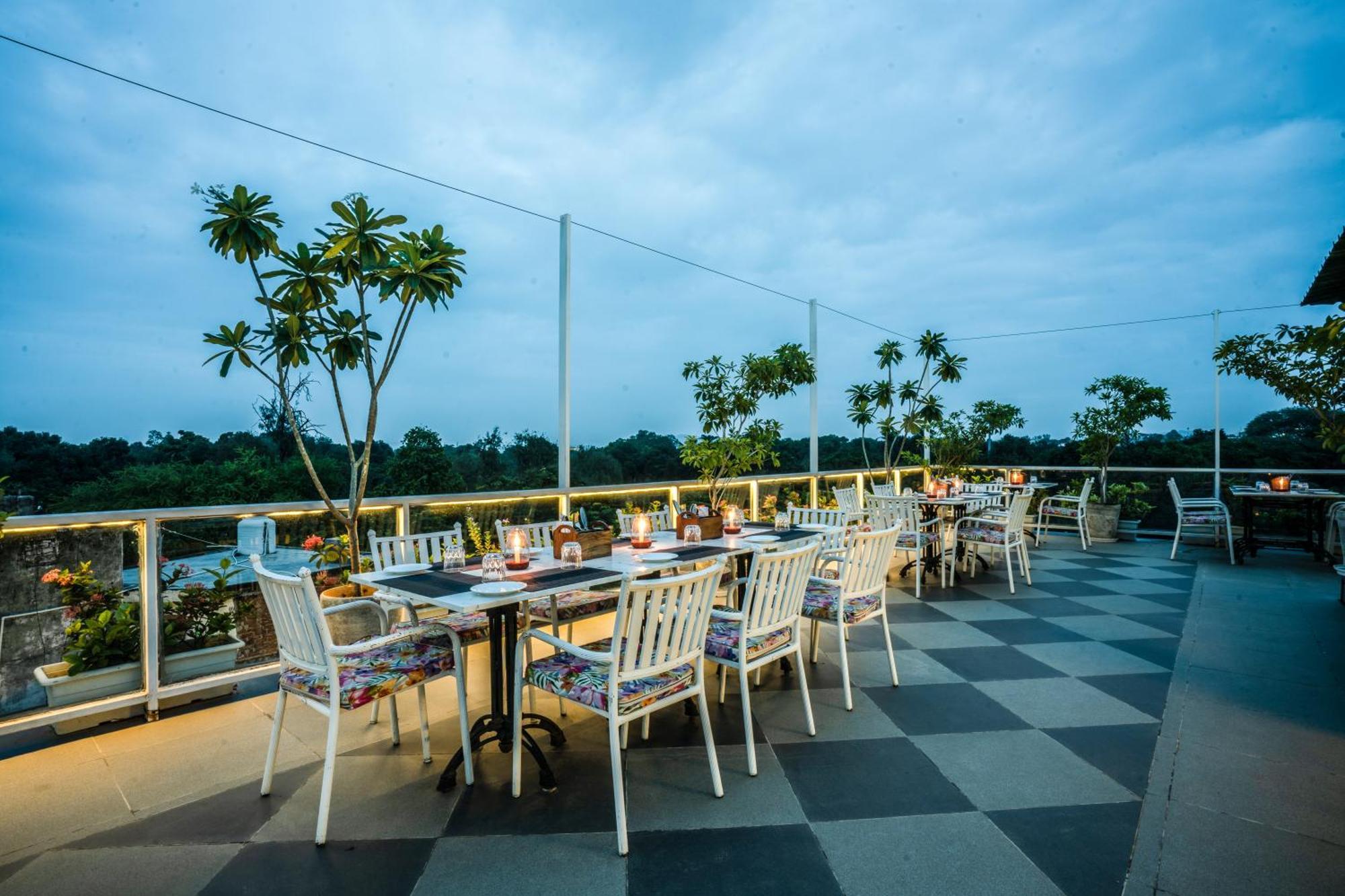 Tripli Hotels Shiv Villas Udaipur Eksteriør billede
