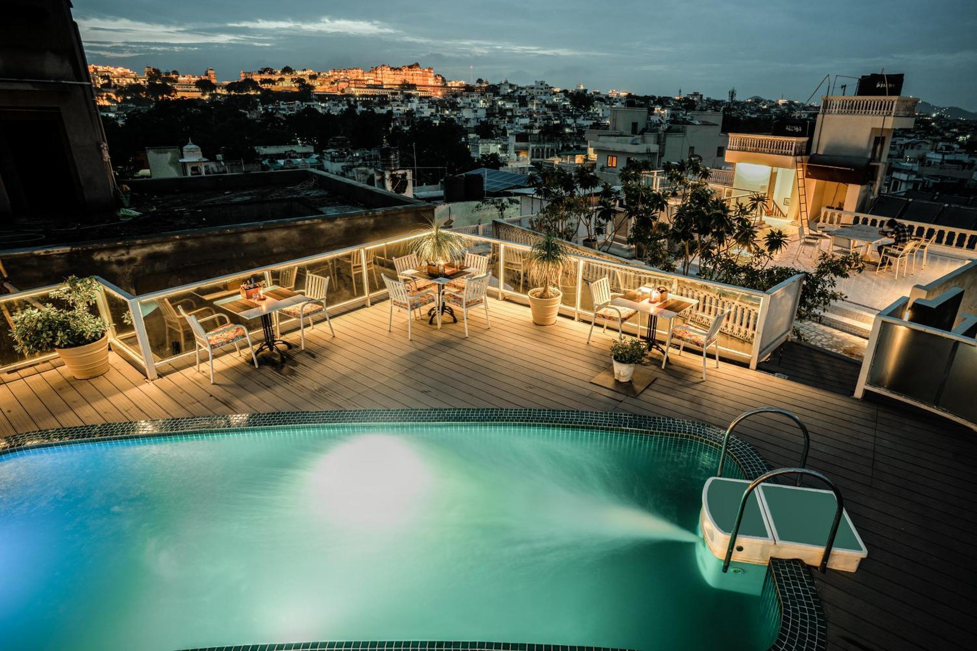 Tripli Hotels Shiv Villas Udaipur Eksteriør billede